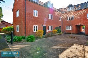 Communal Garden- click for photo gallery